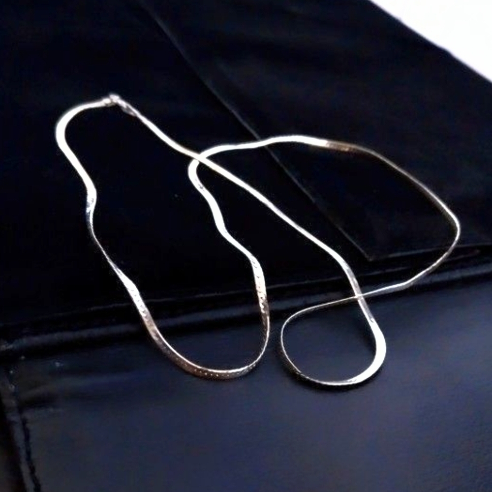 Elegant Sterling Silver 925 Herringbone Necklace - Picture 5 of 8